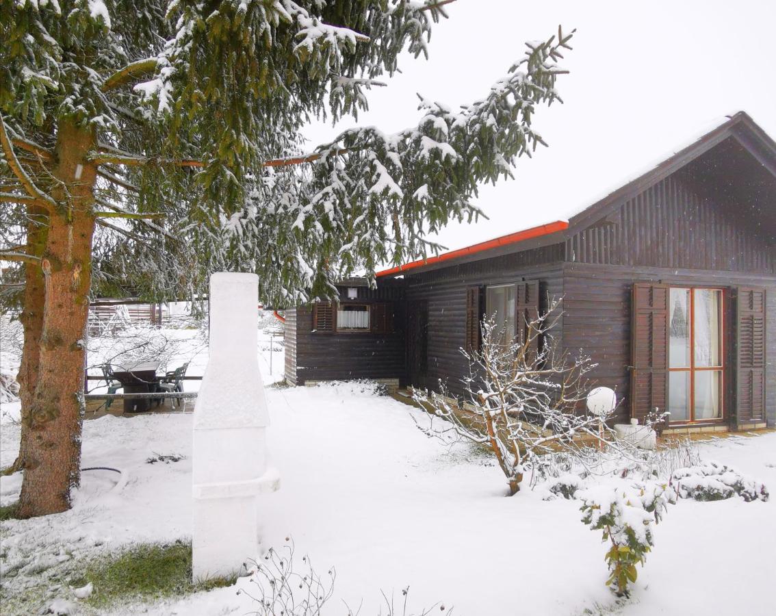 Merikotka - A Cozy Wooden Cottage, Slovenia Braslovce Buitenkant foto