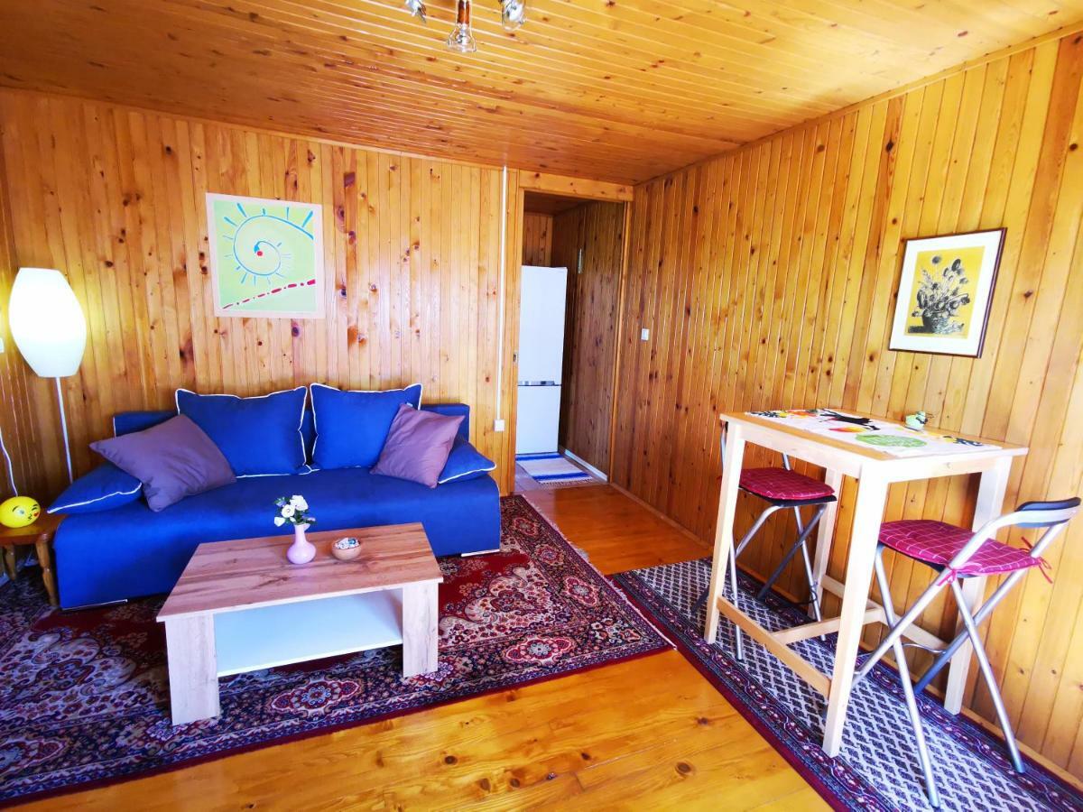 Merikotka - A Cozy Wooden Cottage, Slovenia Braslovce Buitenkant foto