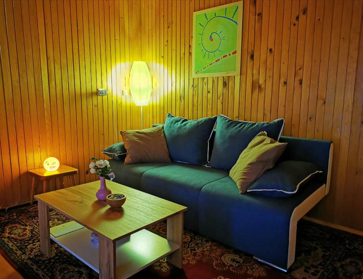 Merikotka - A Cozy Wooden Cottage, Slovenia Braslovce Buitenkant foto